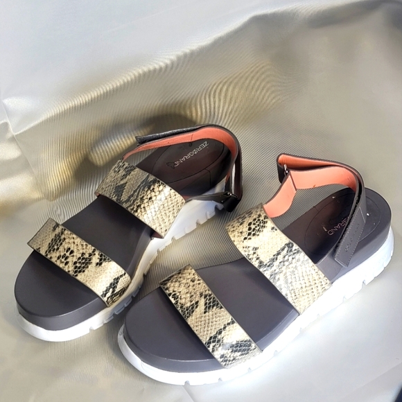 Cole Haan Zero Grand Sandals Size 9.5B Reptile Snake Pattern - Picture 2 of 10
